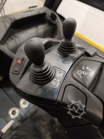 Manual stacker linde H80D-03