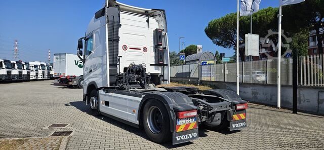 Standaard trekker Volvo FH 460 I-SAVE  T26-038