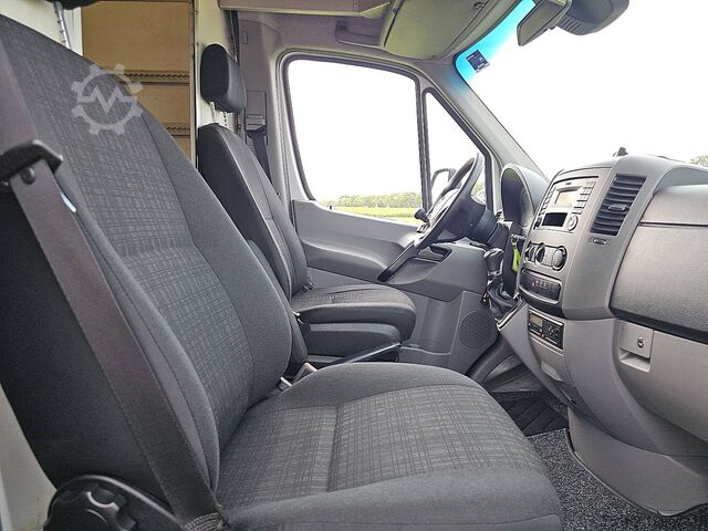 Bakwagen MERCEDES-BENZ SPRINTER 516 automaat EURO6