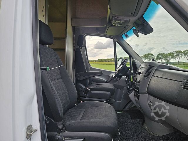 Resväska MERCEDES-BENZ SPRINTER 516 automaat EURO6