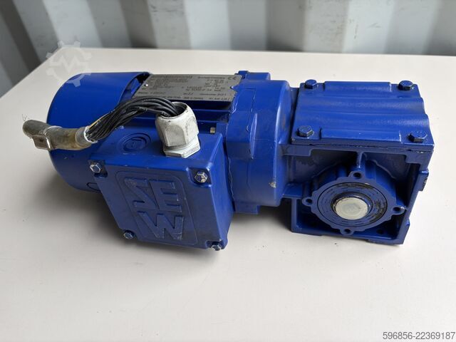 SEW-Eurodrive wormwielreductor WA20DT63L4/B03 0,25 kW 130 omw/min 16 Nm 230/400 V Motoreduktor ślimakowy SEW-Eurodrive WA20DT63L4/B03 0,25 kW 130 obr./min 16 Nm 230/400 V Motoreduktor ślimakowy SEW-Eurodrive WA20DT63L4/B03 0,25 kW 130 obr./min 16 Nm 230/400 V