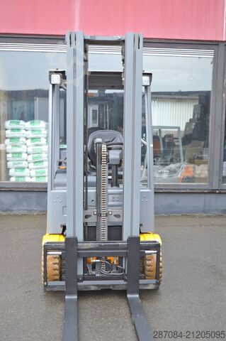 Jungheinrich EFG 215 Jungheinrich EFG 215