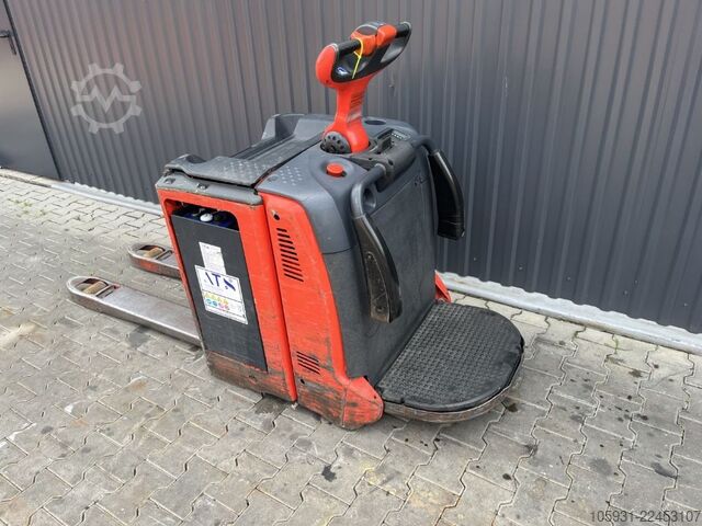 Kézi raklapemelő Linde T20AP
