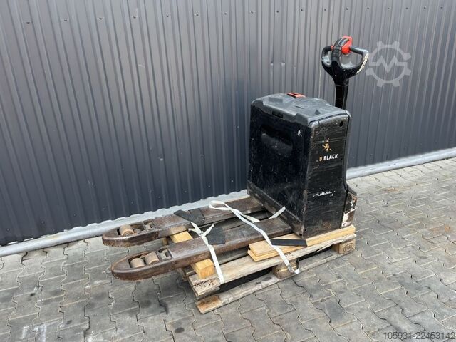 Kézi raklapemelő Linde T16