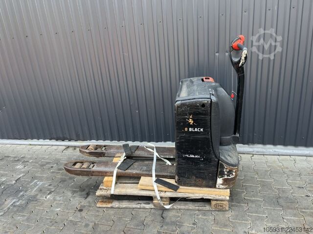 Kézi raklapemelő Linde T16