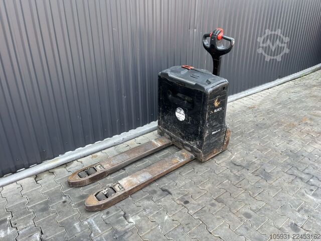 Kézi raklapemelő Linde T16
