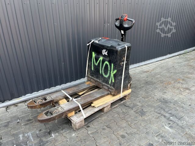 Kézi raklapemelő Linde T16