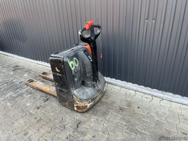 Kézi raklapemelő Linde T16
