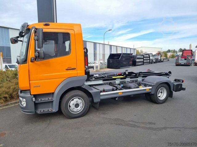 Transporter mit Kipper MERCEDES-BENZ Atego 818 K 4x2 HIAB XR5S3650 AHK Klima