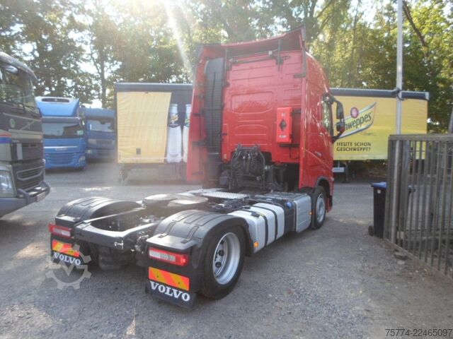 Volumen SZM VOLVO FH 500/ Globetrotter/ Low Deck