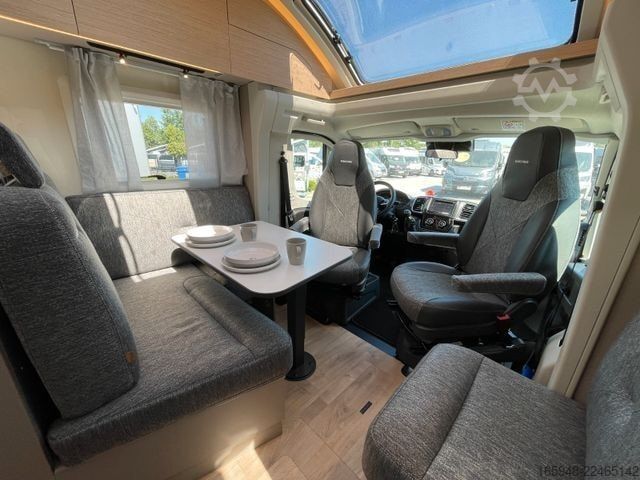 Teilintegriertes Wohnmobil BÜRSTNER Campeo TD 691 G | Autom. | Solar | Markise |