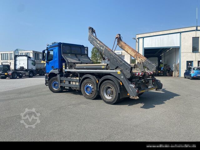 Camião basculante MERCEDES-BENZ Arocs 2543 L 6x2 Absetzkipper Meiller AK 16/NAVI