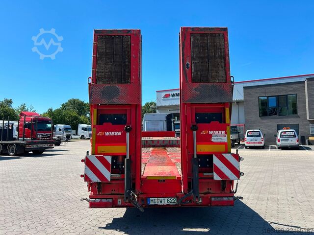 Semirimorchio ribassato KÄSSBOHRER SLS HS Tieflader mit hydr. Schwanenhals + Rampen