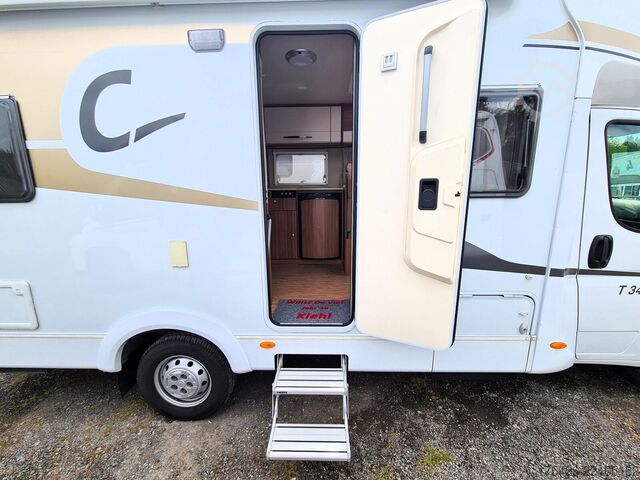 Camper semintegrato CARADO T 345 *SAT + TV*Panorama-Dach*Markise*AHK*