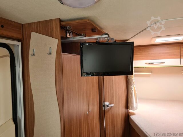 Camper semintegrato CARADO T 345 *SAT + TV*Panorama-Dach*Markise*AHK*