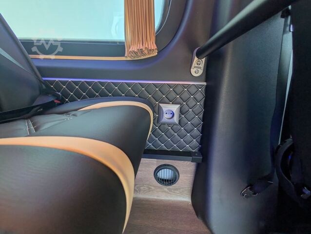 Minibus MERCEDES-BENZ Sprinter 519 23+1 Klima Standheizung Ahk El. Tür
