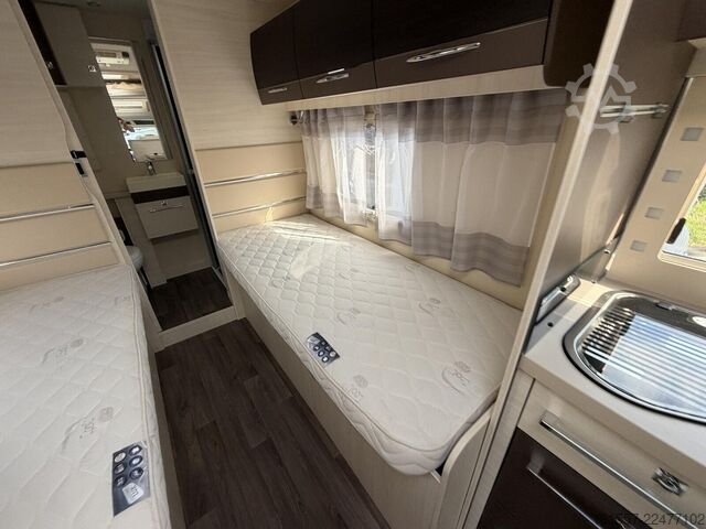 Half-integraal camper CHAUSSON Welcome 737 Klima, SAT/TV, Solar