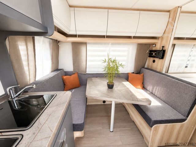 Campingvogn HOBBY De Luxe 400 SFe Modelljahr 2027 ausgestellt!
