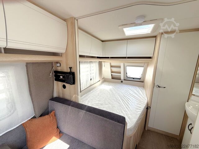Campingvogn HOBBY De Luxe 400 SFe Modelljahr 2027 ausgestellt!