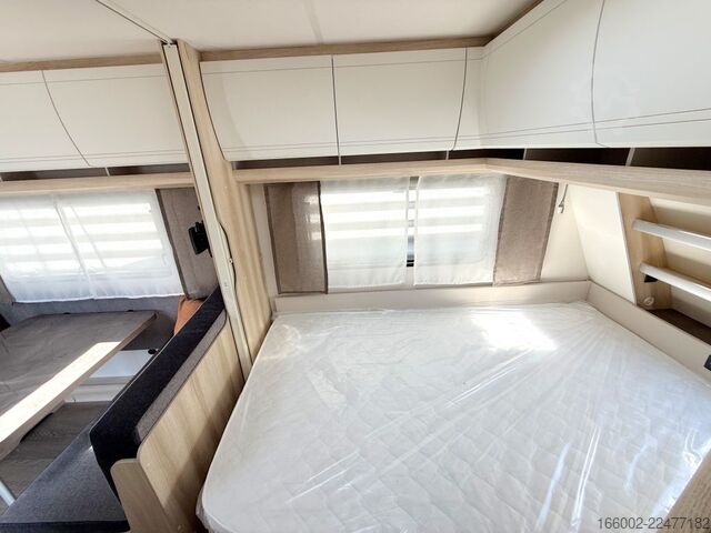 Campingvogn HOBBY De Luxe 400 SFe Modelljahr 2027 ausgestellt!