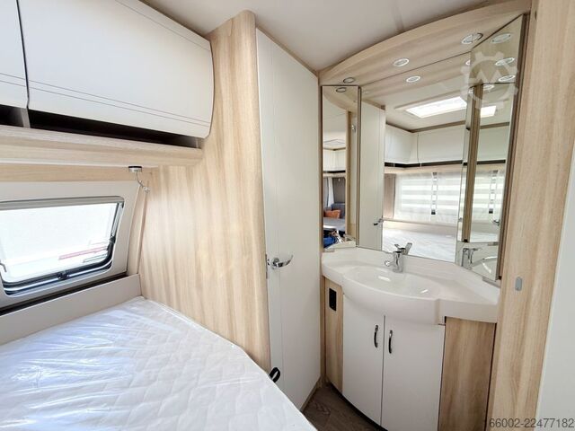 Campingvogn HOBBY De Luxe 400 SFe Modelljahr 2027 ausgestellt!