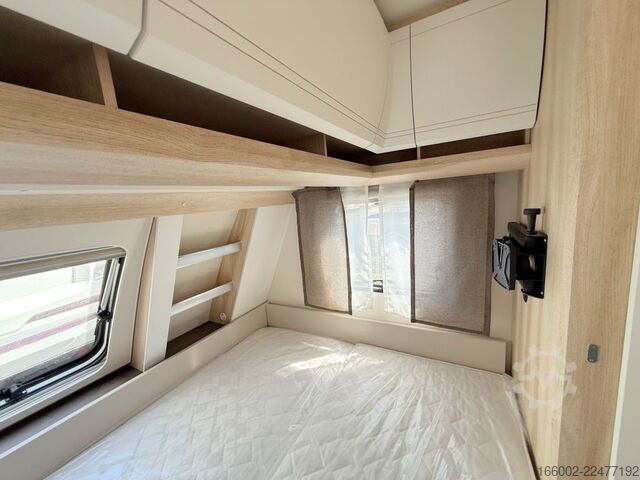 Campingvogn HOBBY De Luxe 490 KMF Modelljahr 2027 ausgestellt!