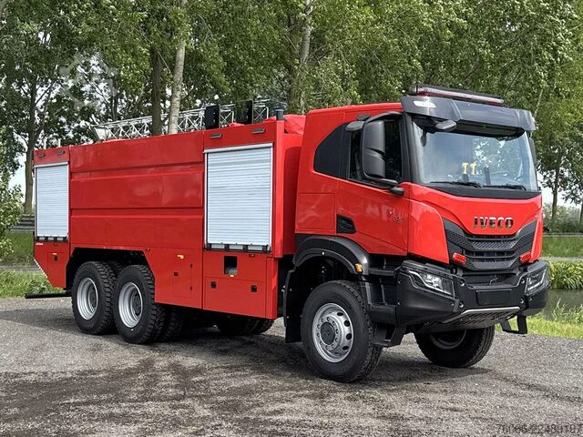Πυροσβεστικό όχημα Iveco T-Way AT380T47WH Fire Fighter Truck