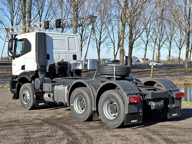 Standard-SZM Iveco T-Way AT720T43TH AT ADR Tractor Head (16 units)