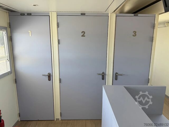 Bulthuis TSAA 54 Medische Ziekenhuis Trailer Bulthuis TSAA 54 Medical Hospital Trailer