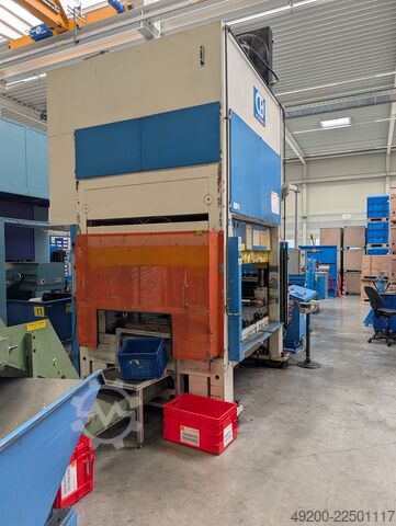 Hidraulikus prés Hylatechnik HSSP 300-3-XA4