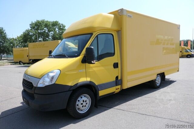 Skåpbil iveco Daily 35 S11 C30C AUTOMATIK KAMERA Regale LUFT DURCHGANG EURO-5 CoC
