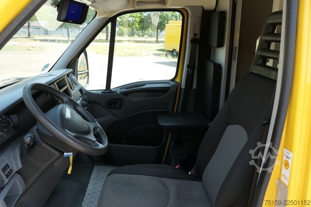 Skåpbil iveco Daily 35 S11 C30C AUTOMATIK KAMERA Regale LUFT DURCHGANG EURO-5 CoC