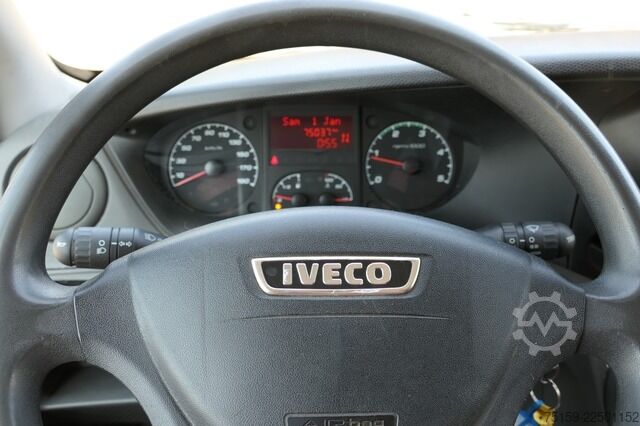 Skåpbil iveco Daily 35 S11 C30C AUTOMATIK KAMERA Regale LUFT DURCHGANG EURO-5 CoC