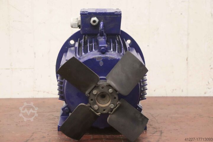 Elektromotor 7,5 kW 2905 tpm Dutchi DM1 132SX2