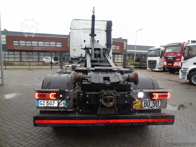 System med krogarm Mercedes-Benz Actros