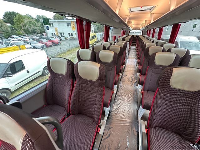 Långfärdsbuss MAN Lions Coach R08 63 Sitze 3-Achsen 13.8m