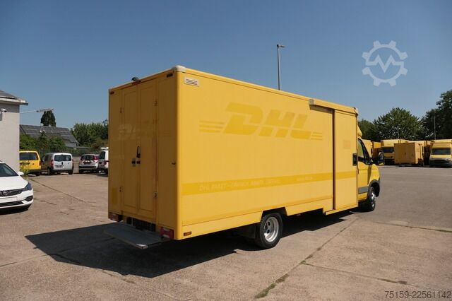 Vrachtwagen met bakwagen iveco Daily 50C15 COC