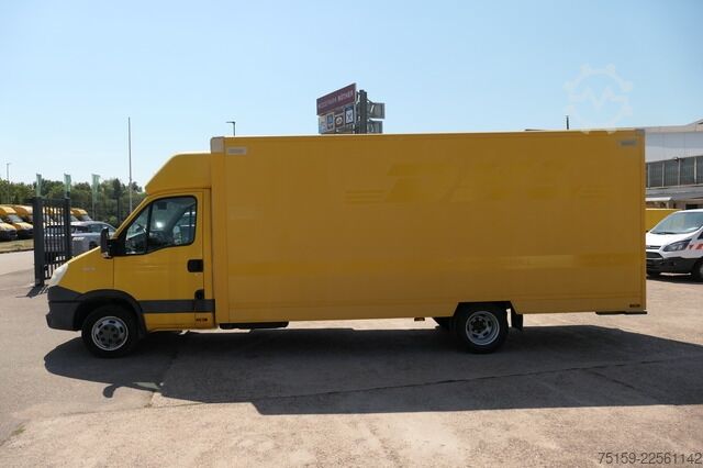Vrachtwagen met bakwagen iveco Daily 50C15 COC