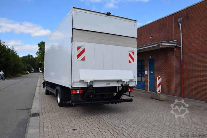 Box van Mercedes-Benz Atego II  818 Koffer LBW 1500KGAutomatik Tempo