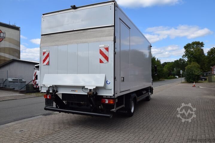 Box van Mercedes-Benz Atego II  818 Koffer LBW 1500KGAutomatik Tempo