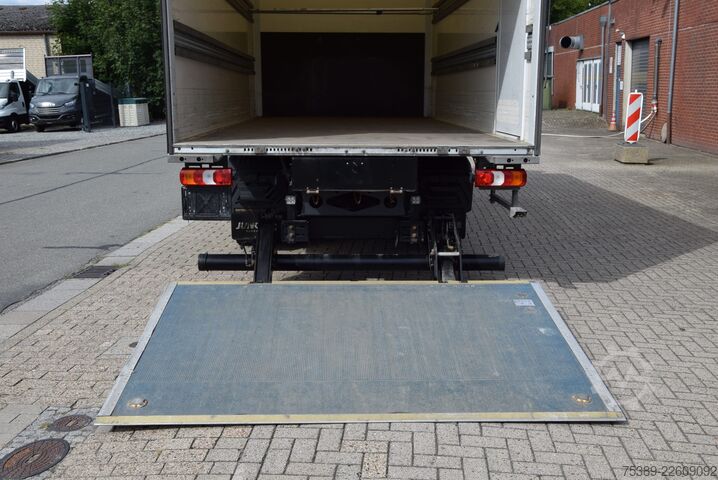Box van Mercedes-Benz Atego II  818 Koffer LBW 1500KGAutomatik Tempo