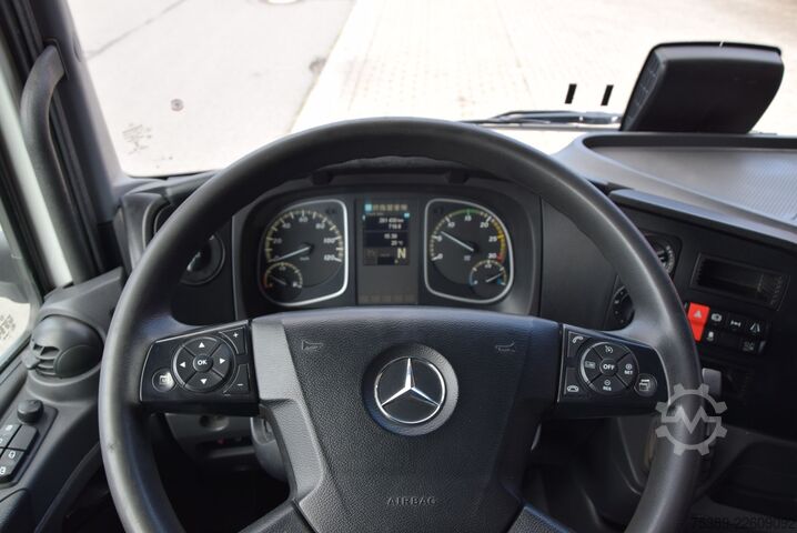 Box van Mercedes-Benz Atego II  818 Koffer LBW 1500KGAutomatik Tempo