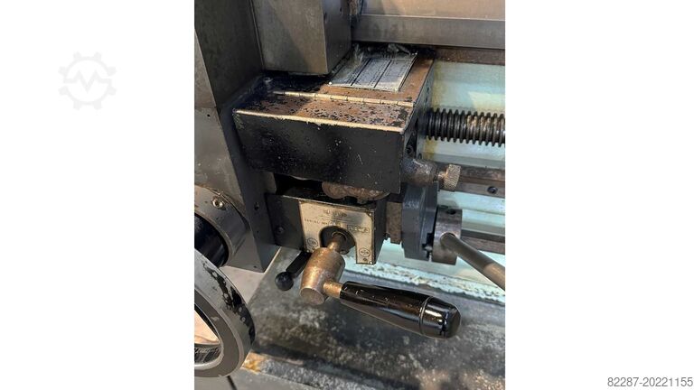 Tokarka centralna Used Colchester Triumph VS 2500