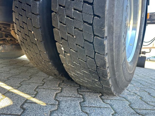 Faházszállító teherautó MAN TGX 26.580 6x4 / Kurzholz / Tajfun 150Z96