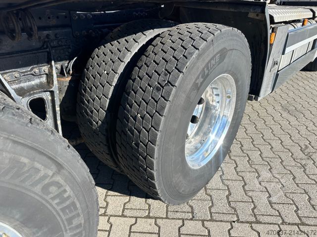 Faházszállító teherautó MAN TGX 26.580 6x4 / Kurzholz / Tajfun 150Z96