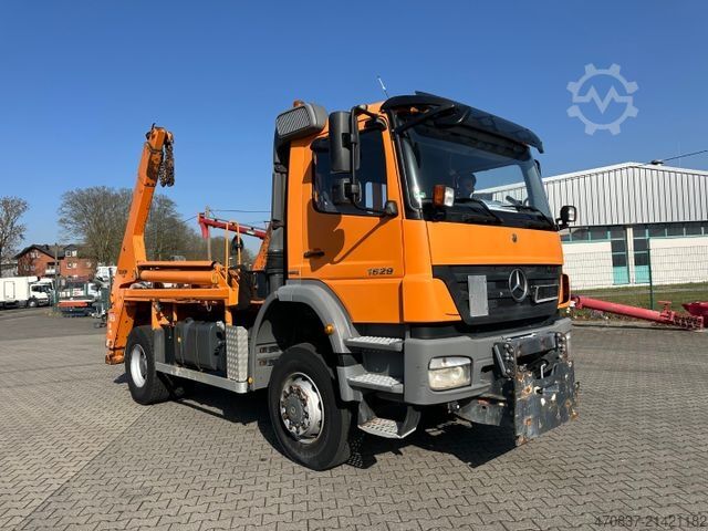 Tippbil MERCEDES-BENZ Axor 1829 AK 4x4 / Winterplatte