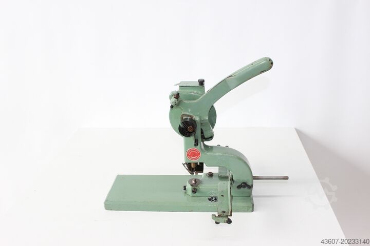 Ösmaschine / Eyeletting machine Hang Piccolo 101