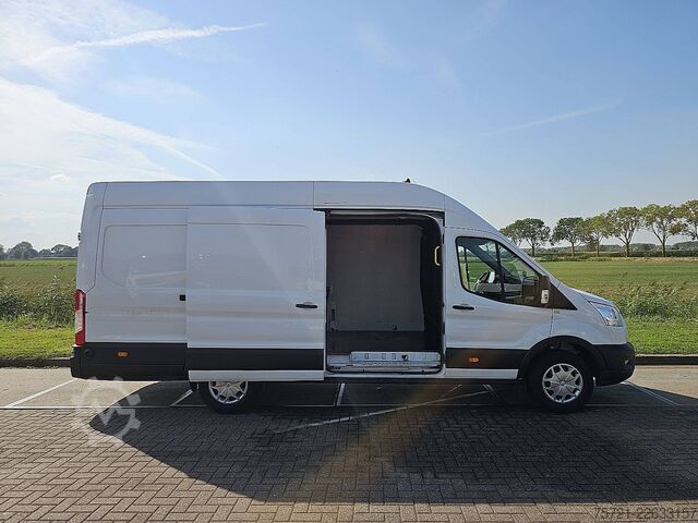 Yüksek tavanlı istasyon vagonu FORD TRANSIT 2.0 TDCI 130 L4H3