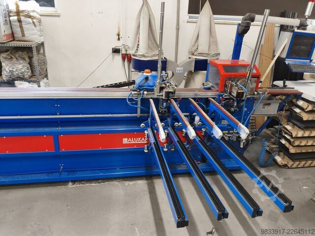 Linha automática para produção de revestimentos K. Schulten GmbH & Co. KG KS AluKap 350-3