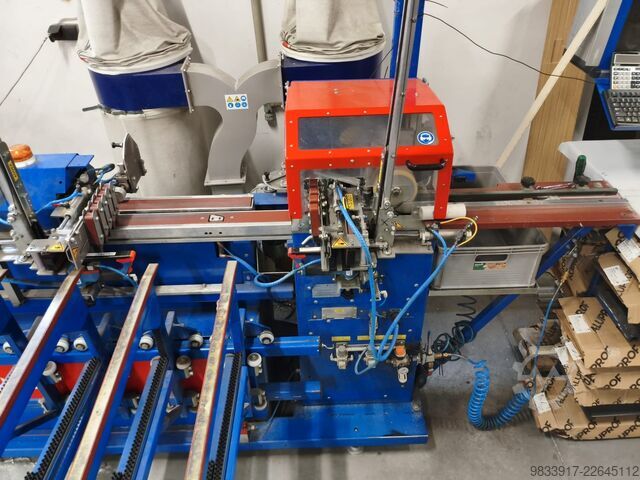 Linha automática para produção de revestimentos K. Schulten GmbH & Co. KG KS AluKap 350-3